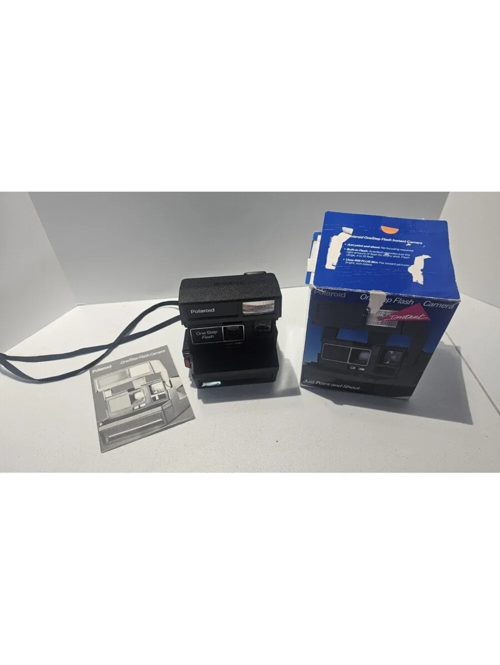 Polaroid OneStep Flash 600 Instant Camera w/ Box Manual Tested Need Film